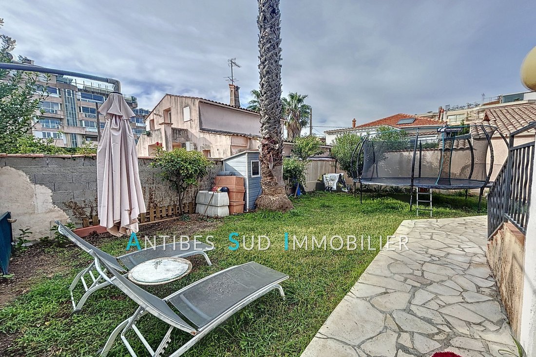 Villa in Gabelle-Courcettes-Les Clos, Vallauris, France 3 - 13495134