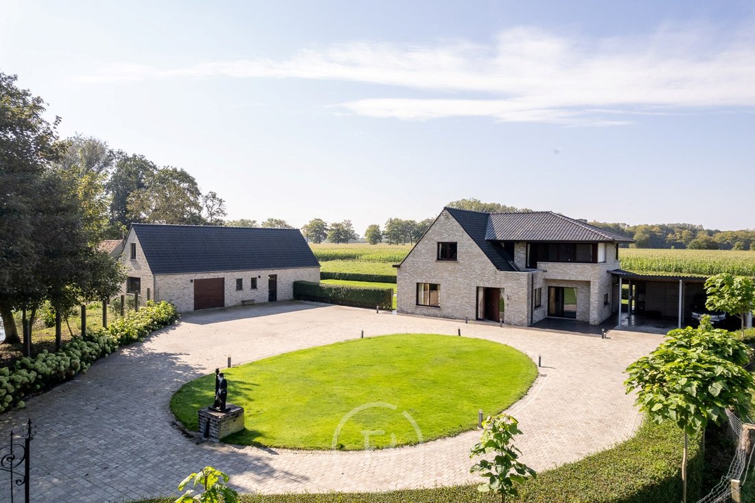 Oedelem Hill In Beernem, Flanders, Belgium For Sale (14764872)