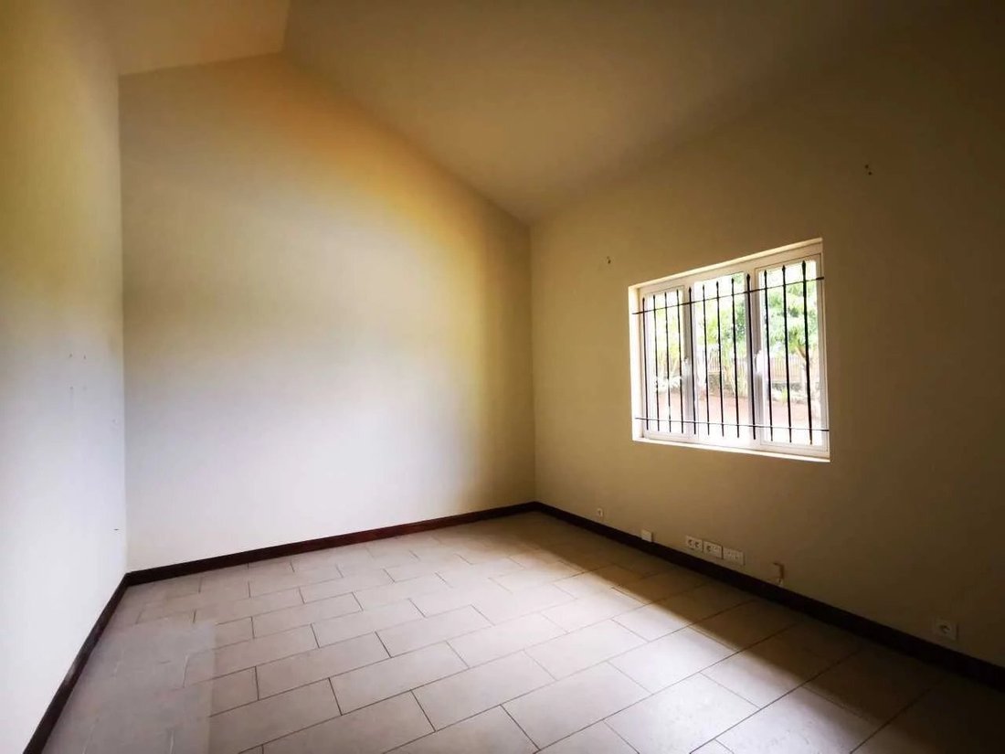 3 Bedroom Villa For Sale At Belle Vue Harel In Belle Vue Harel