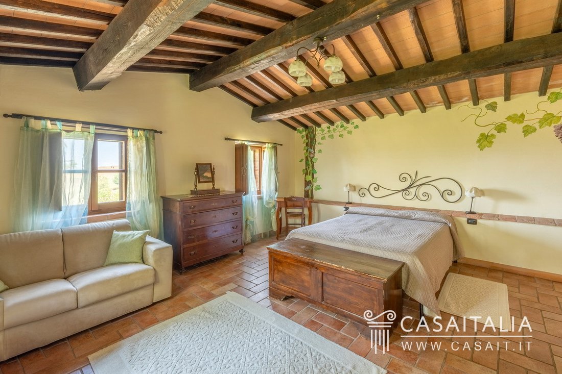 Country House in Todi, Umbria, Italy 5 - 14766385