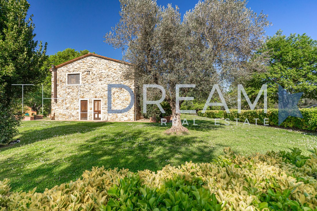 Villa in Manciano, Tuscany, Italy 3 - 14767072