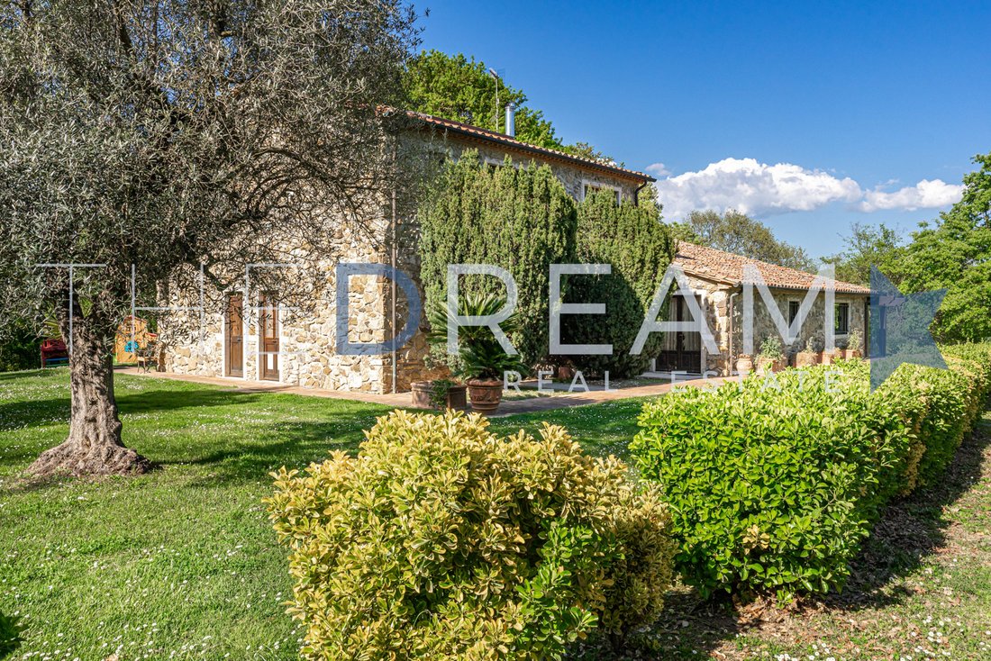 Villa in Manciano, Tuscany, Italy 4 - 14767072