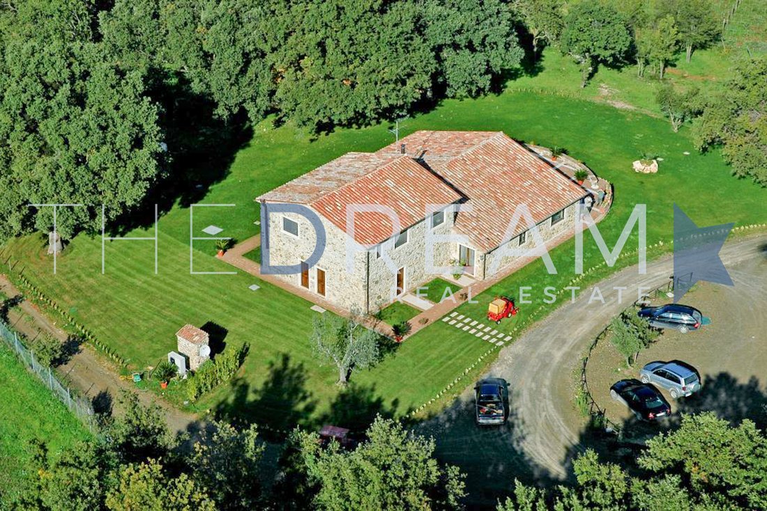 Villa in Manciano, Tuscany, Italy 2 - 14767072