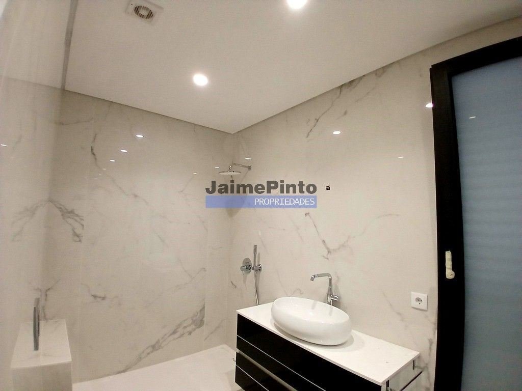 Villa in Espinho, Aveiro District, Portugal 3 - 14768535