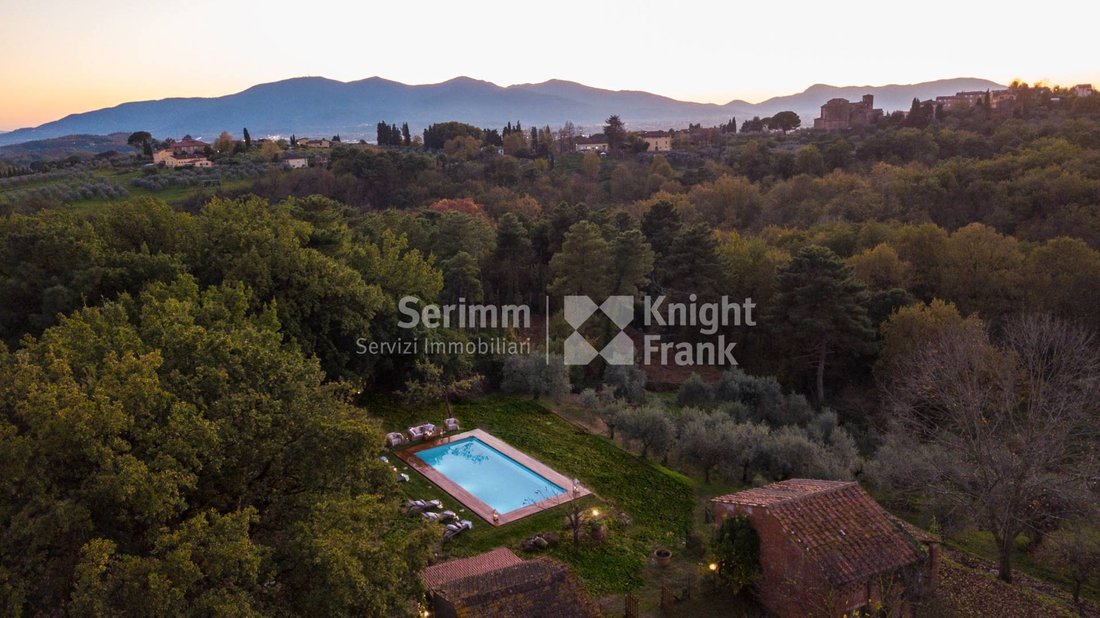 Villa in Center, Capannori, Tuscany 4 - 14769243