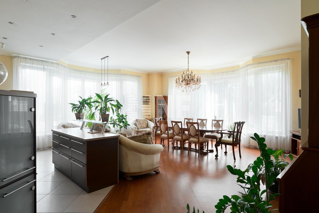 Apartment In Moscow, Russian Federation For Sale (14769686)