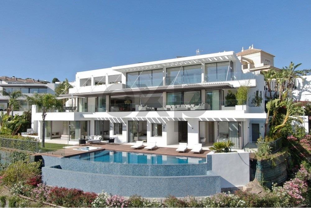House in La Quinta, Benahavis, Andalusia 2 - 14769846