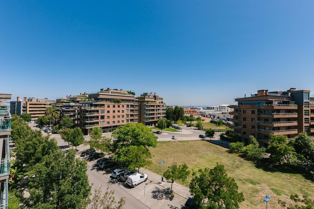 Apartment in Moscavide e Portela, Lisbon, Portugal 2 - 14767210