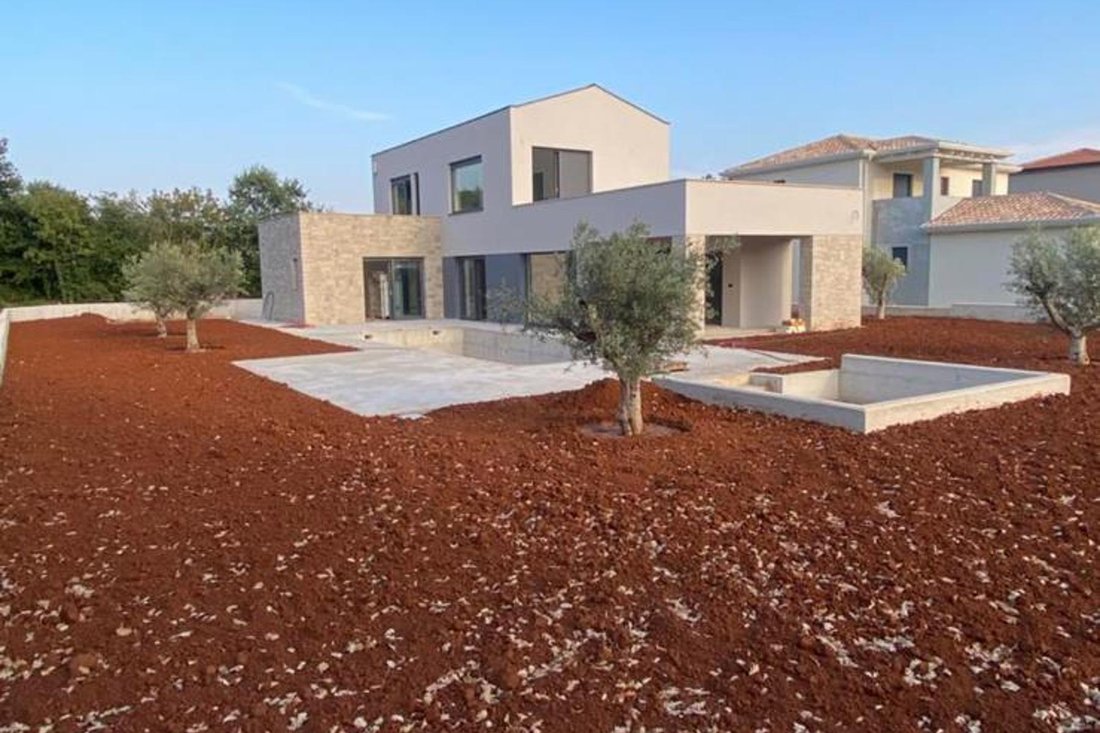 Villa in Bratovici - Bratovici, Istria County, Croatia 1 - 12673454