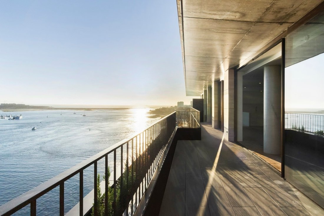 Apartment in Lordelo do Ouro e Massarelos, Porto District, Portugal 1 - 14767665