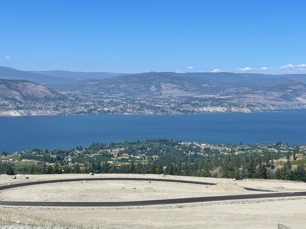 Naramata Land In Naramata, Canada For Sale (14769028)