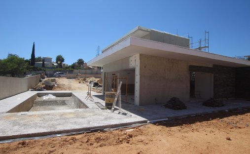 Villa in Carvoeiro, Algarve, Portugal 1