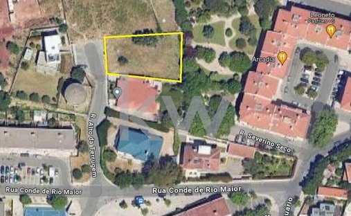 Land in Oeiras e Sao Juliao da Barra, Paco de Arcos e Caxias, Lisbon, Portugal 1