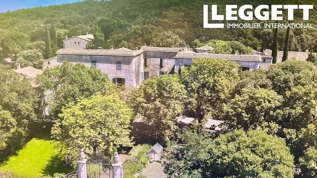 Whispers of the 18th Century: A Private Château Wing in Provence’s Golden Light