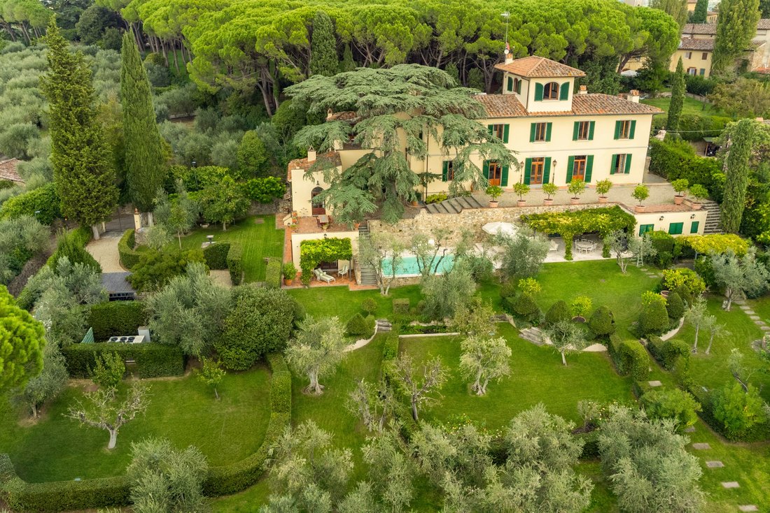 Villa in Two Roads - San Gaggio, Florence, Italy 3 - 14770578