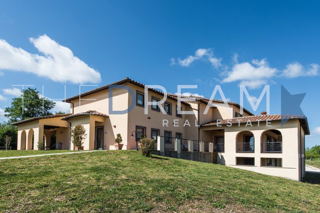 Villa in Manciano, Tuscany, Italy 2 - 14774509