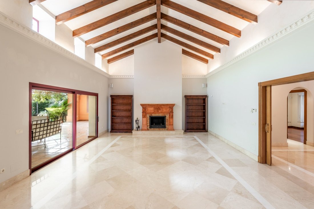 Villa in Sierra Blanca, Marbella, Spain 3 - 14773877