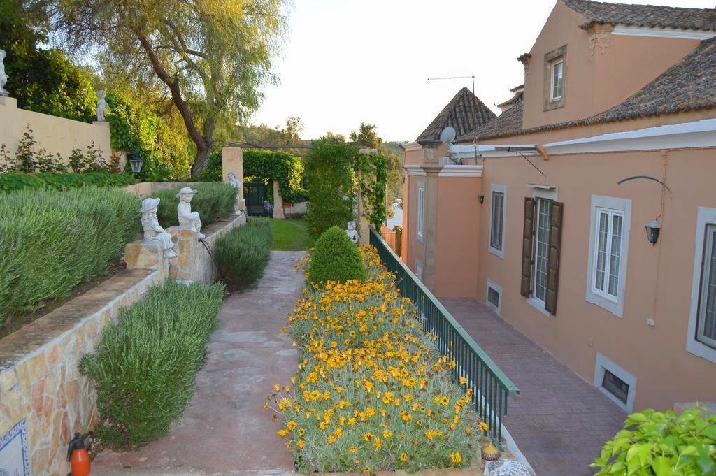 Samora Barros’ Luminous Legacy: A 1920s Algarve Masterpiece Where Art Meets Eternity