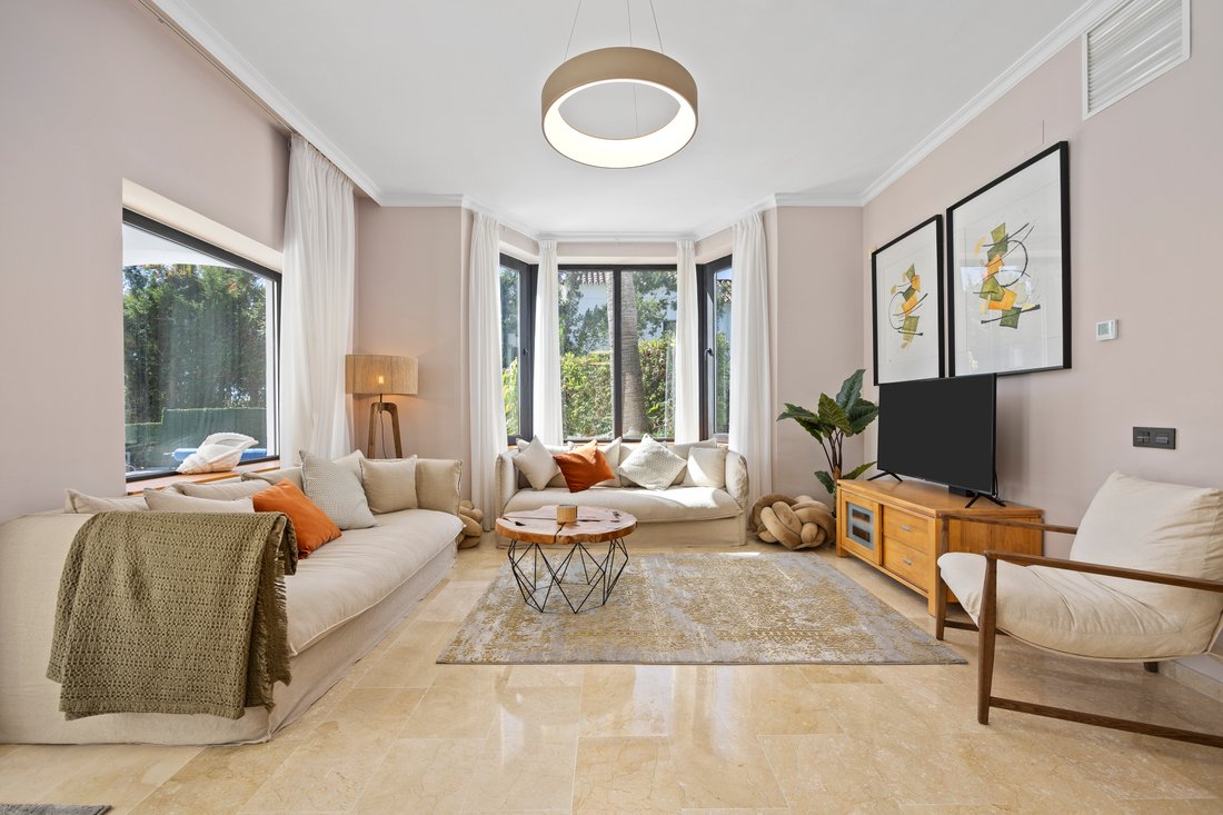 Villa in Benahavis, Andalusia, Spain 4 - 14774492