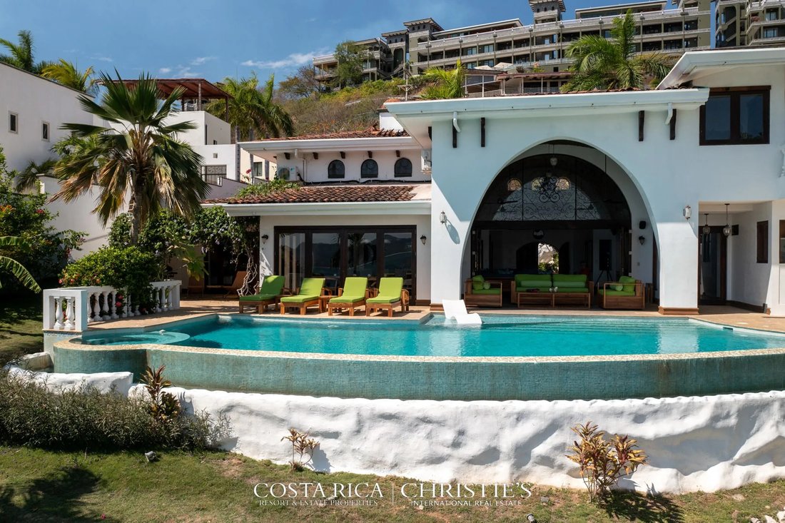 Villa in Playa Flamingo, Guanacaste Province, Costa Rica 1 - 14771514