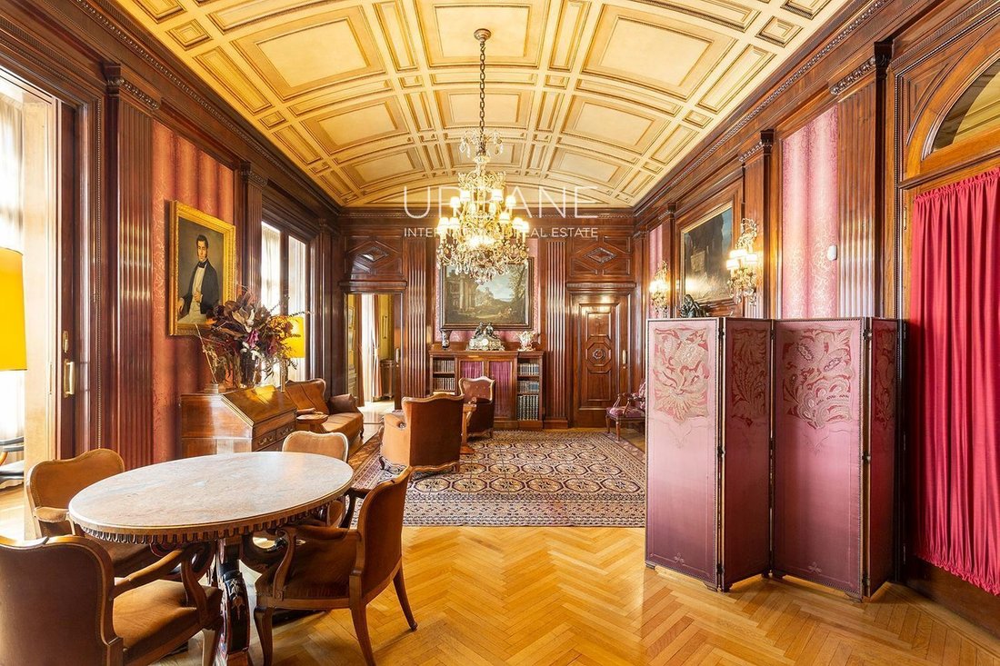 Apartment in Eixample, Barcelona, Spain 1 - 12370619