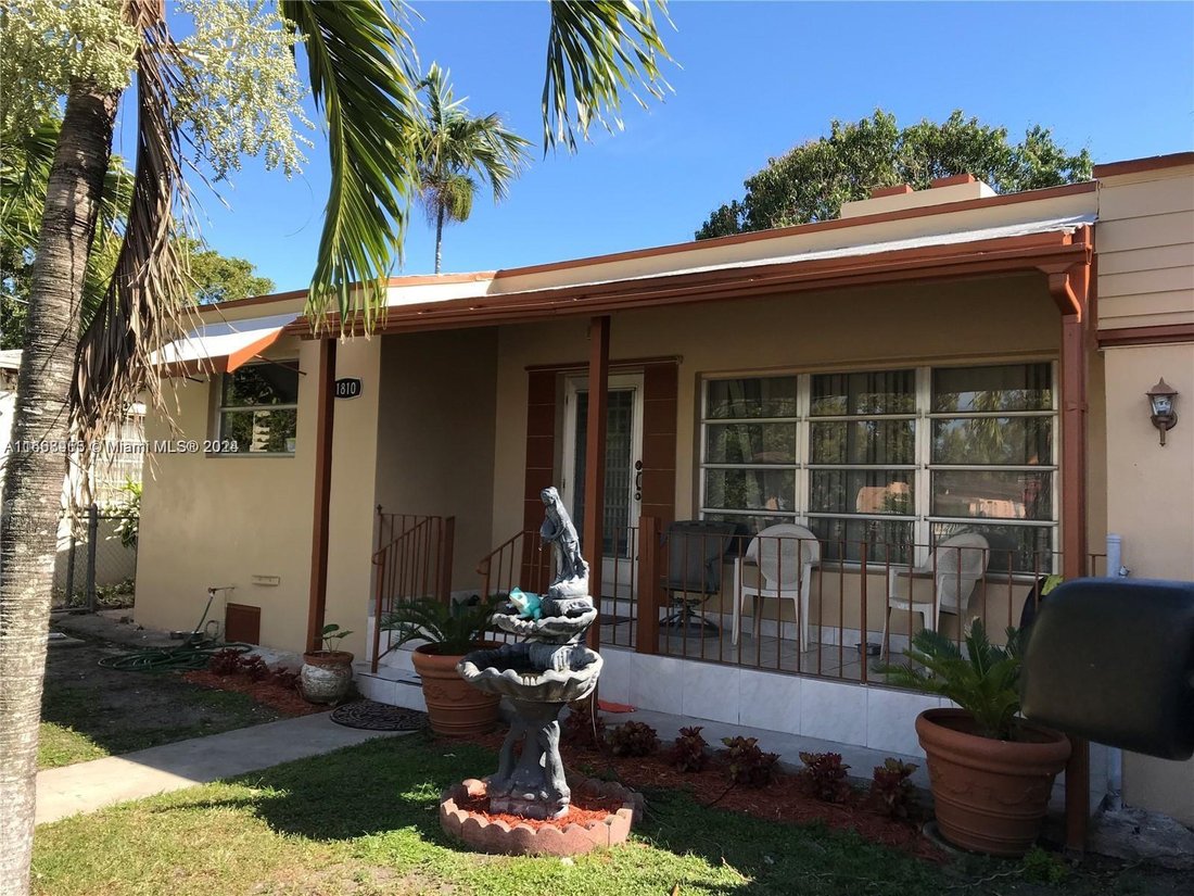 House in Miami, Florida, United States 2 - 14771677