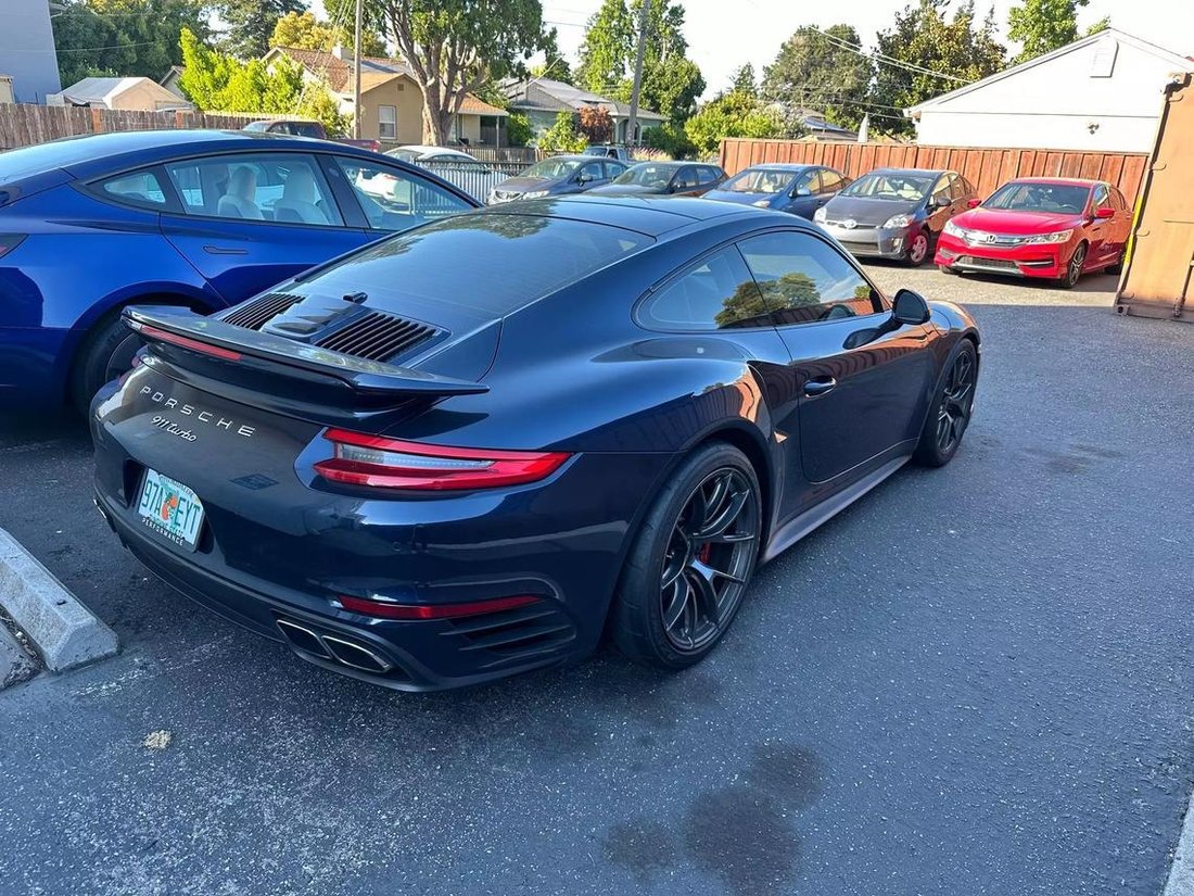 Coupe in Redwood City, CA, United States 4 - 14773568