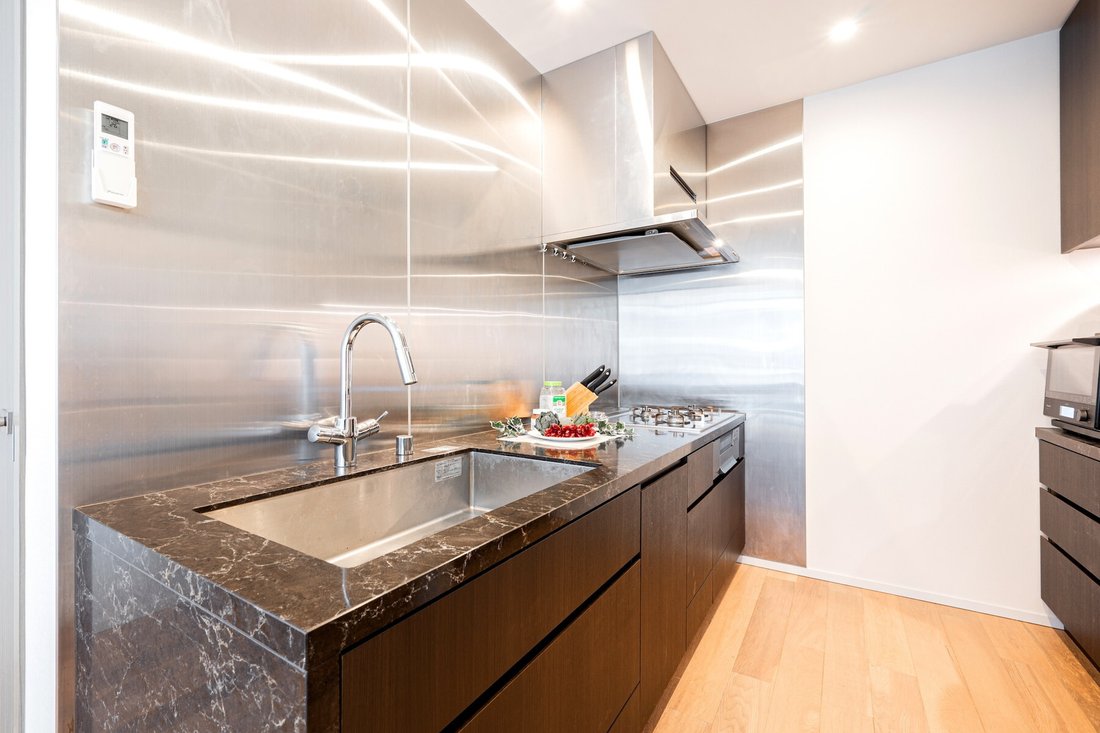 Condo in Minato City, Tokyo, Japan 5 - 14774370