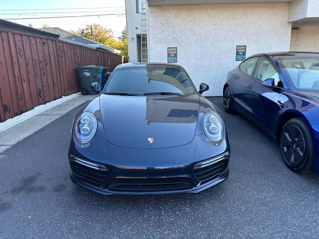 Coupe in Redwood City, CA, United States 2 - 14773568