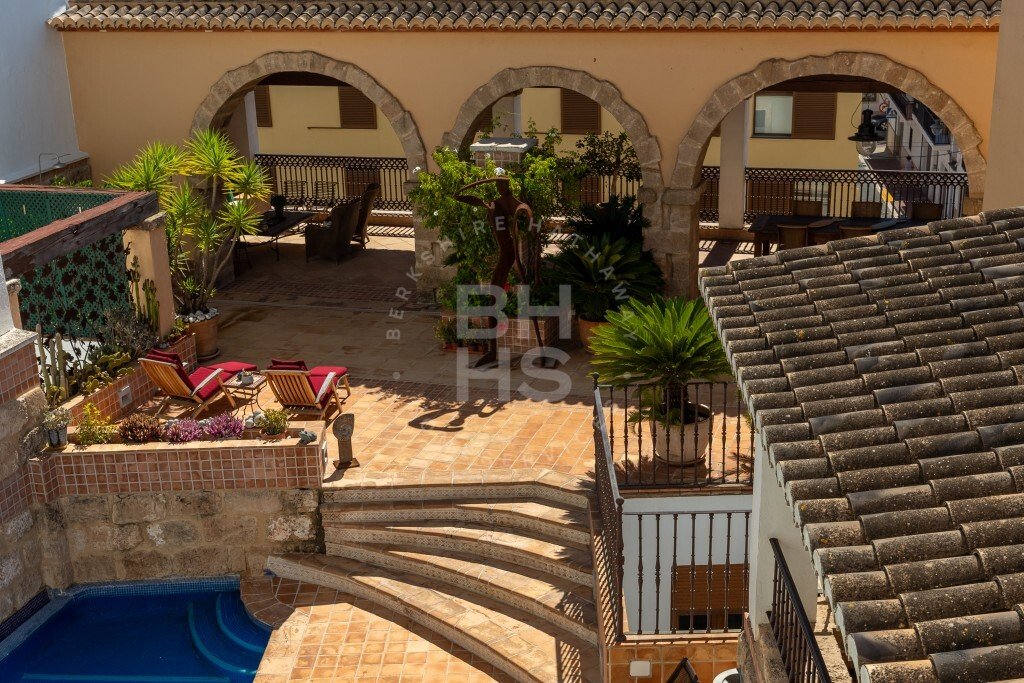 Villa in Alicante, Valencian Community, Spain 1 - 14767483