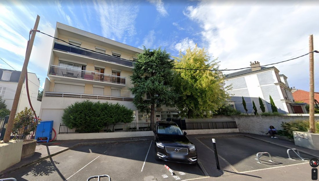 Apartment in Bois-Colombes, Ile-de-France, France 1 - 12841970