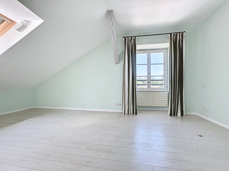 Apartment For Sale 5 Rooms Ferney Voltaire (01) In Ferney Voltaire, France For Sale (14771810)