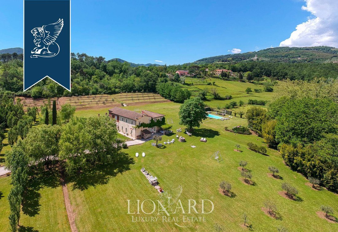 House in San Macario In Piano, Lucca, Tuscany 4 - 14777902