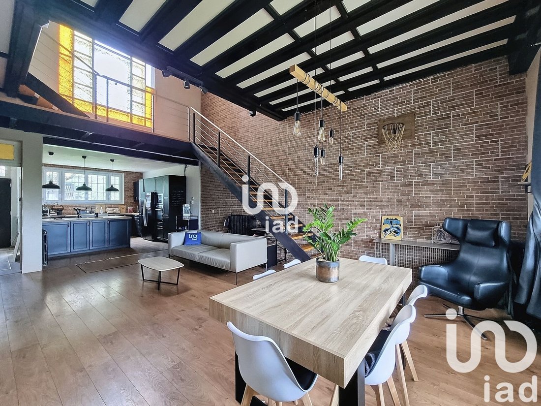 Vente Maison/Villa 6 Pièces In Corbeil Essonnes, île De France, France