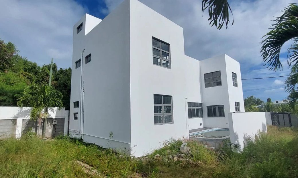 2 Houses For Sale. In Calodyne, Mauritius For Sale (14734222)