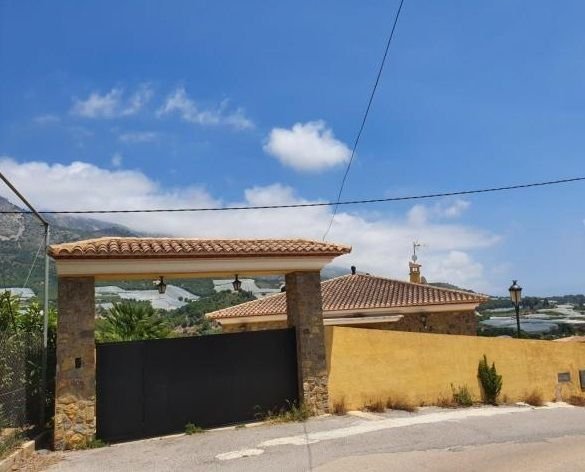 Chalet in Callosa d'en Sarria, Valencian Community, Spain 3 - 14777712