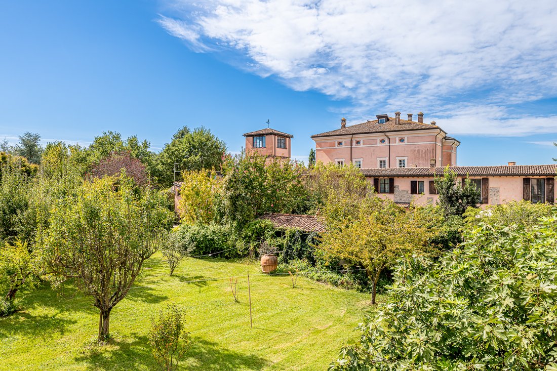 Estate in Gazzola, Emilia-Romagna, Italy 4 - 14782017