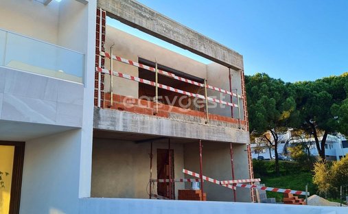 House in Gambia-Pontes-Alto da Guerra, Setubal, Portugal 1