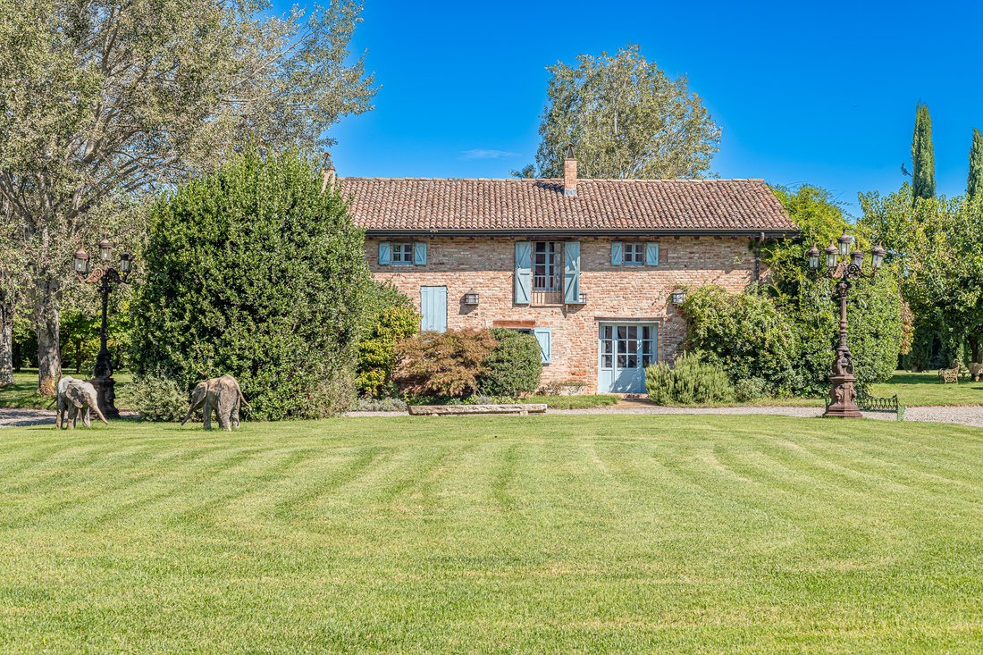 Estate in Gazzola, Emilia-Romagna, Italy 5 - 14782017