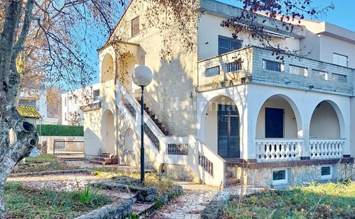 House in Malinska, Primorje-Gorski Kotar County, Croatia 1