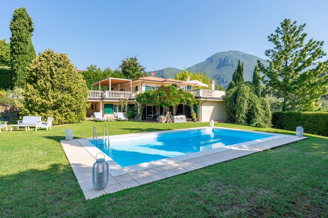 Villa in Camaiore, Tuscany, Italy 5 - 14779573