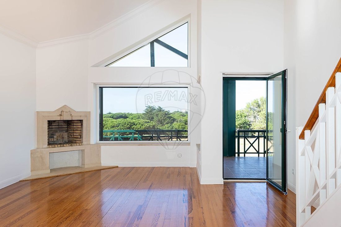 House T3 For Sale In Cascais, Lisbon, Portugal For Sale (14779607)