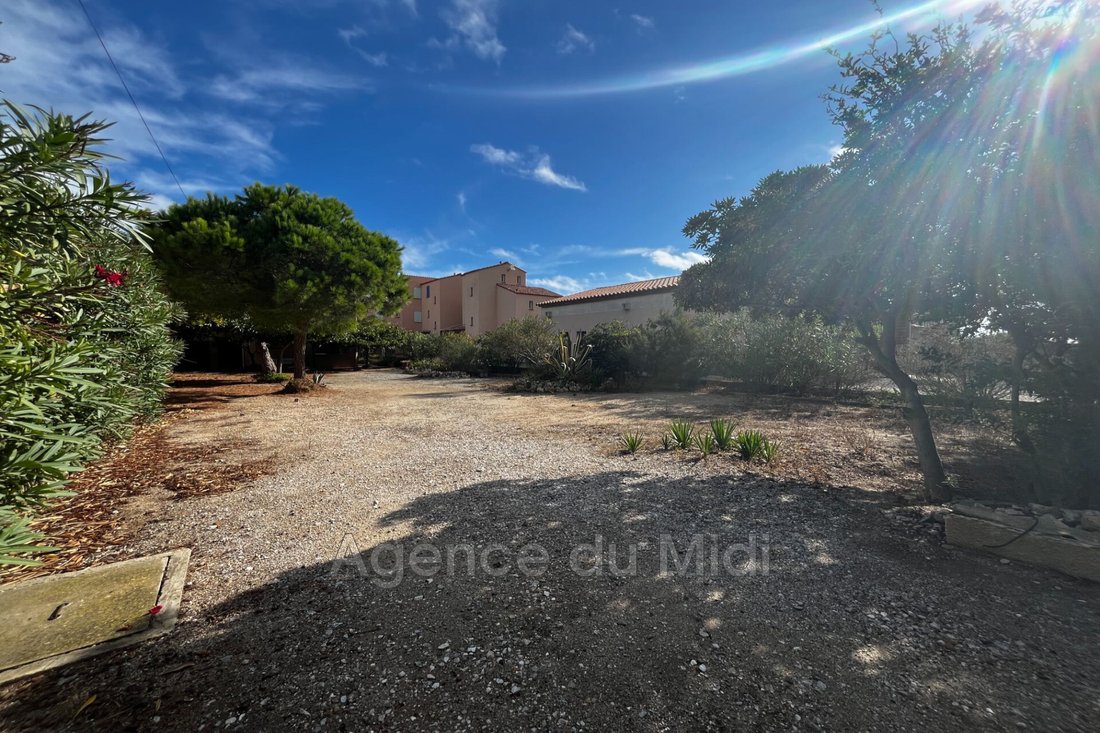 Vente Villa Provençale 6 Pièce(s) In Leucate, Occitanie, France For