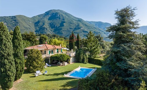Villa in Camaiore, Tuscany, Italy 1