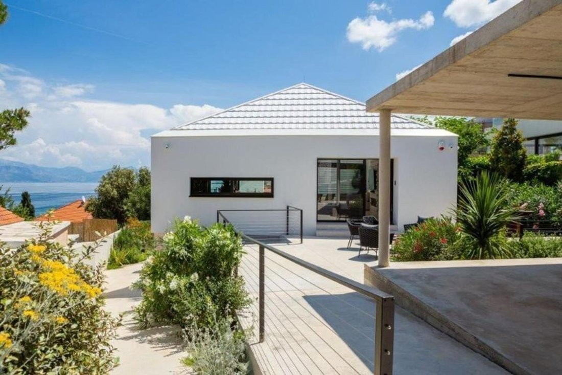 Villa in Sutivan, Split-Dalmatia County, Croatia 4 - 14784043