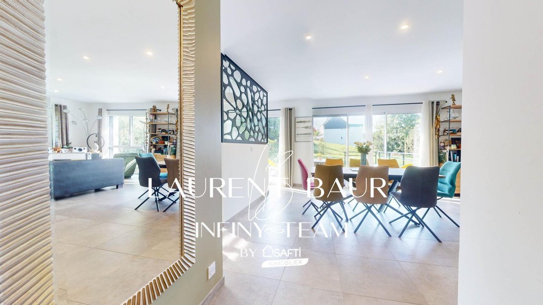 Maison 7 Pièces De 184 M² In Concarneau, Brittany, France For Sale