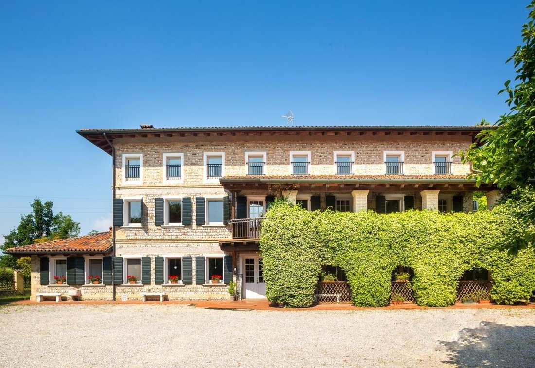 Eco Friendly Mansion In In Arzene, Friuli Venezia Giulia