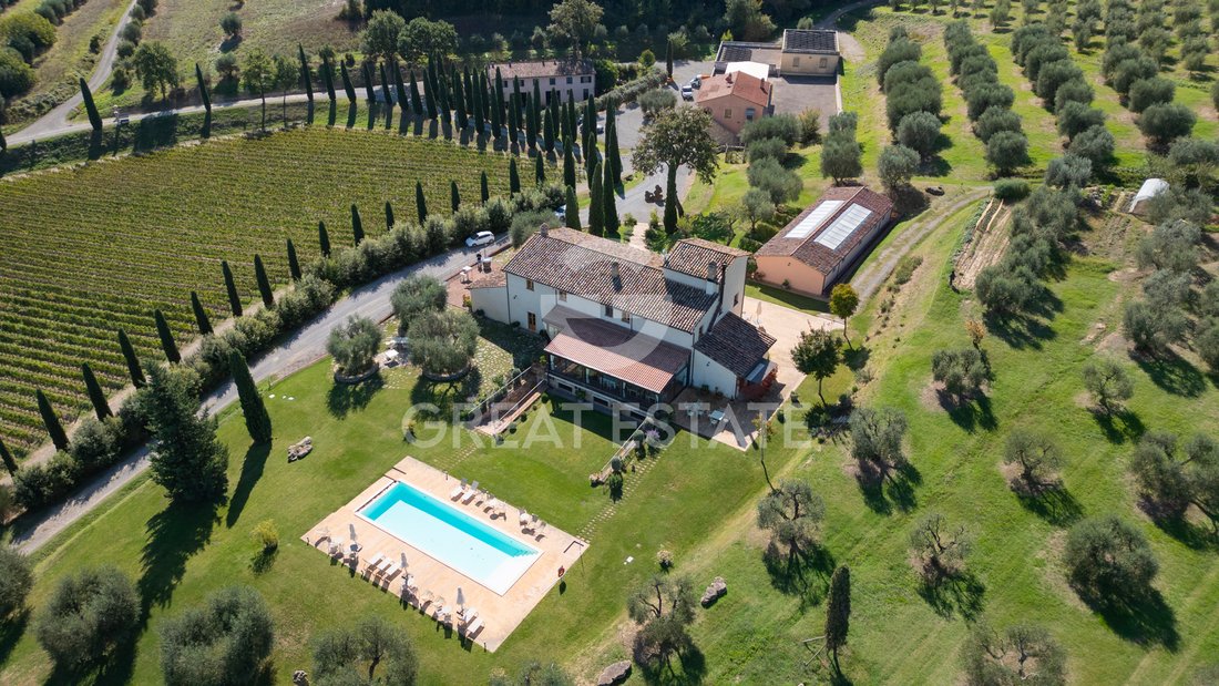 Estate in Sarteano, Tuscany, Italy 1 - 14686684