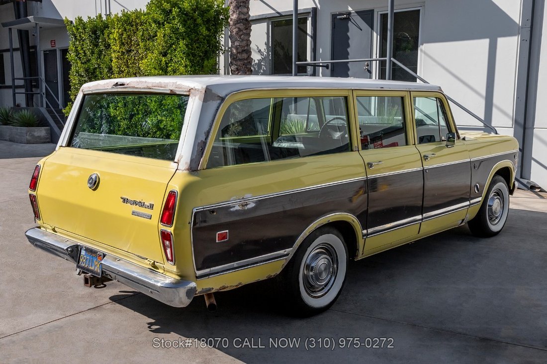 1975 International Harvester Travelall In Los Angeles, Ca For Sale