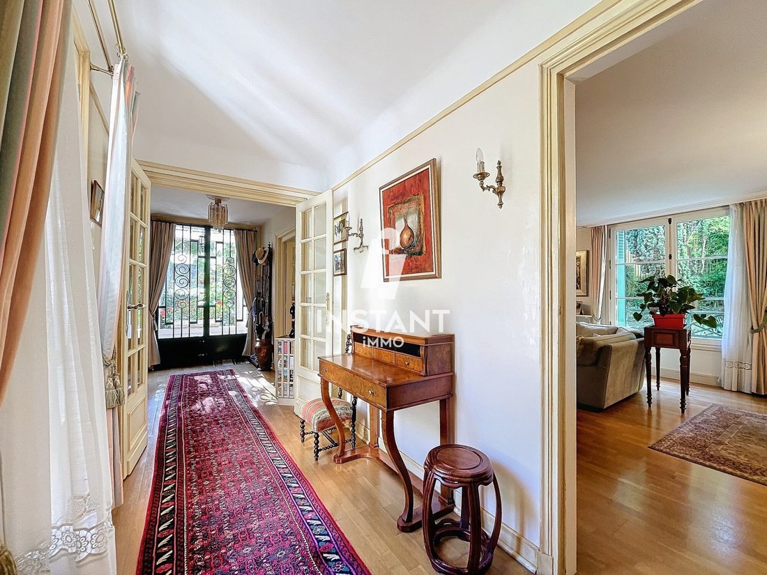 Charenton Le Pont Individuelle In Charenton Le Pont, île De France